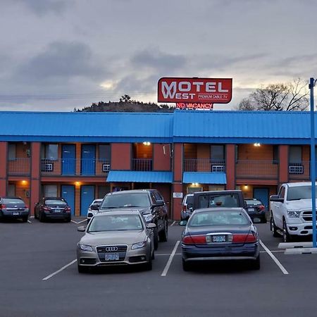 بيند Motel West المظهر الخارجي الصورة