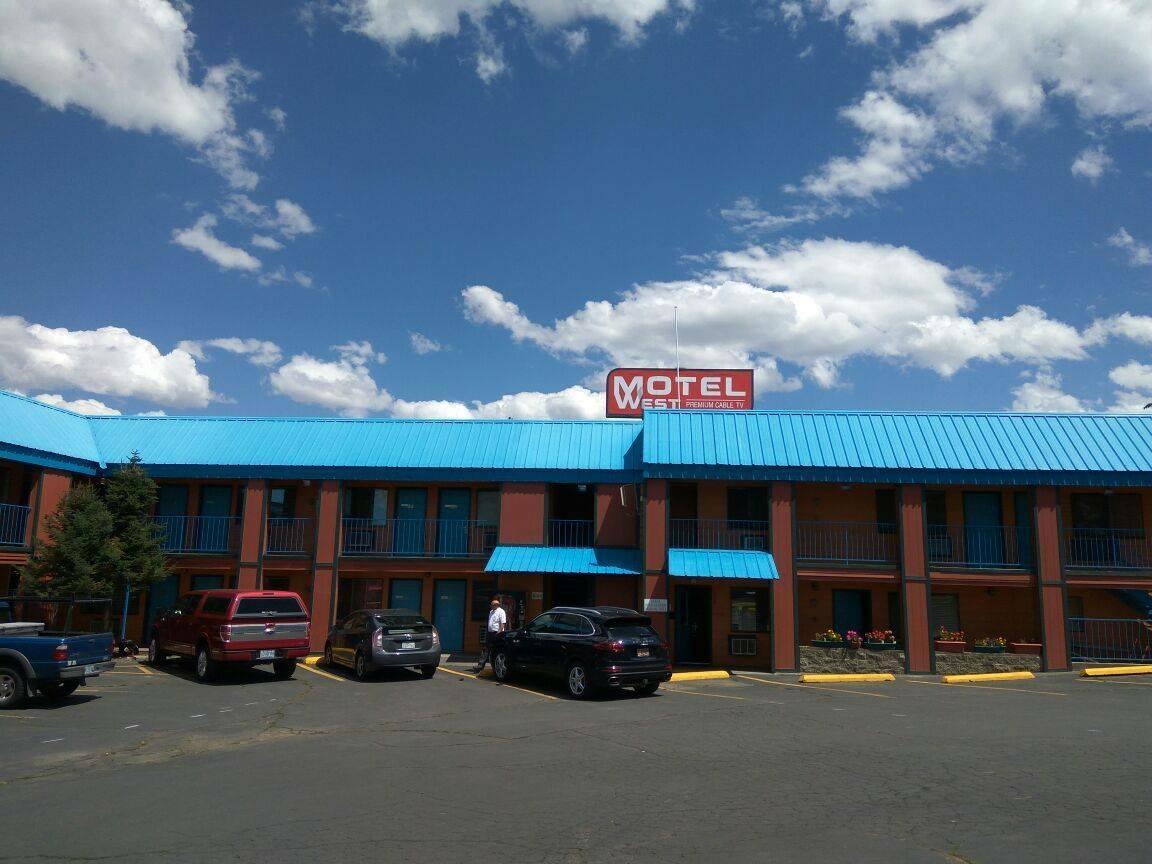 بيند Motel West المظهر الخارجي الصورة